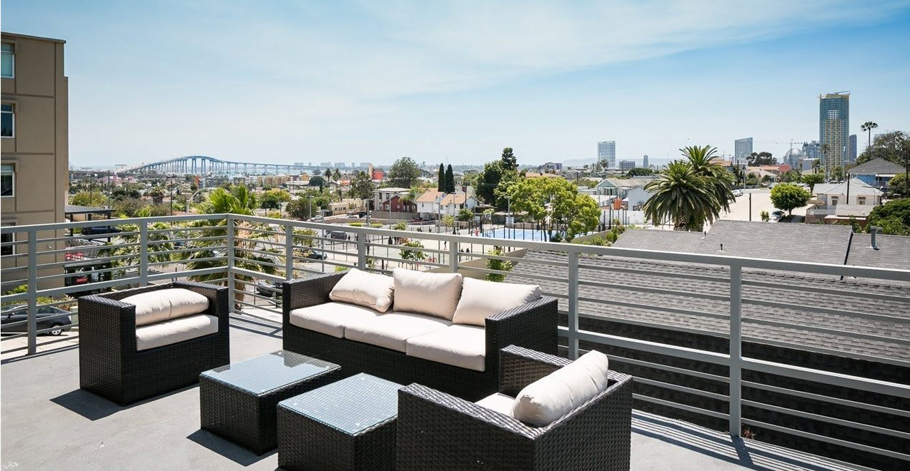 384-square-foot roof deck